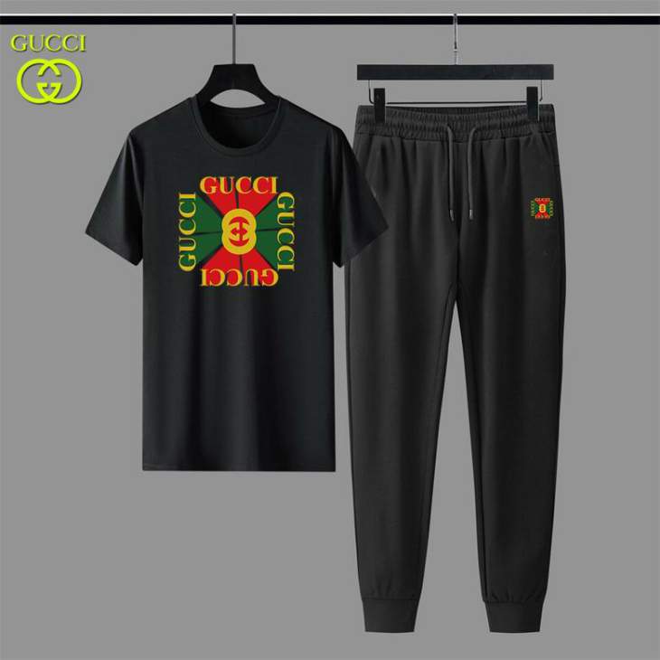 Picture of Gucci Shirt Pant Suits _SKUGucciM-5XL12yn12122059